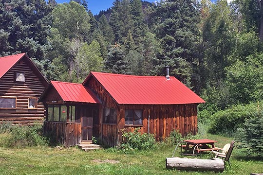 Red Robin cabin and Bootjack Mountain