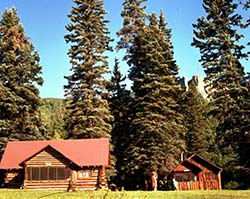 history: Red Robin cabin
